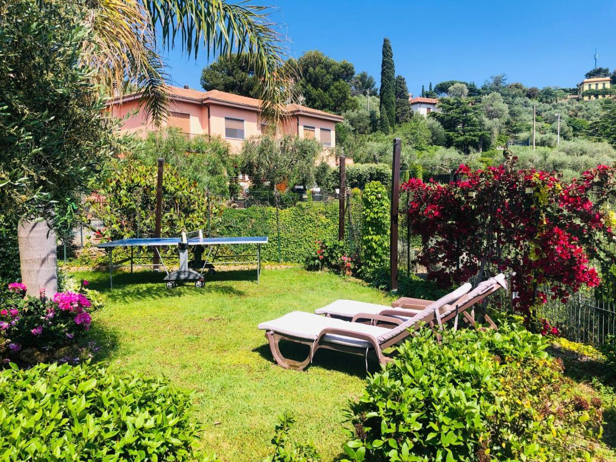 Hotel Le Jardin Sur Mer Avec Bike Et Mtb Tour Imperia Exterior foto